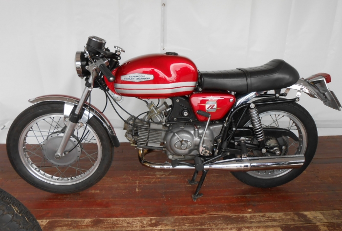 Cafe racer Montlhery Paris France motorcycle tour -